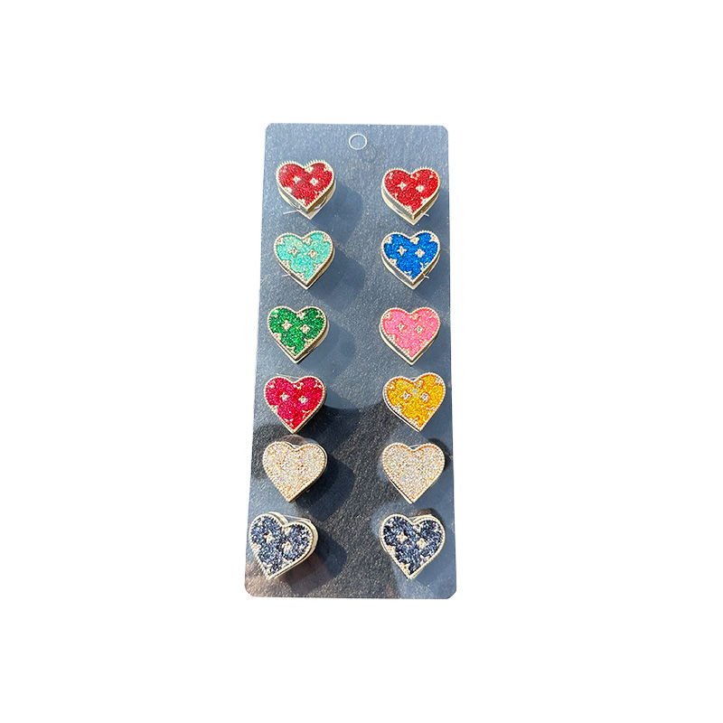 Headscarf strong magnet heart magnetic buckle scarf buckle collar clip magnetic suction buckle brooch scarf shawl fixed anti light magnetic buckle 1 p