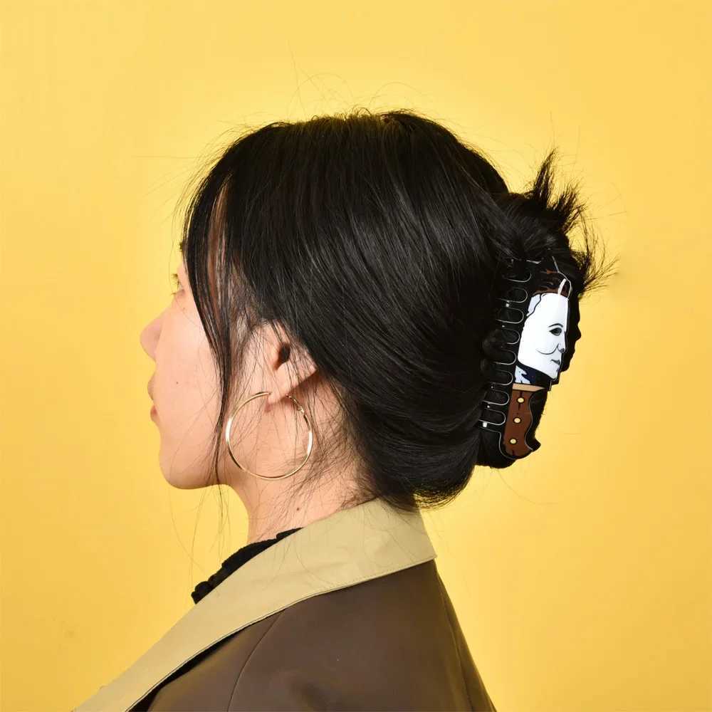 Horror Hair Clip Claw Acrylic Chucky Clip Creative Face Grimace Clown Crab Hair Clip Party Halloween Hair Accessories for WomanL240727