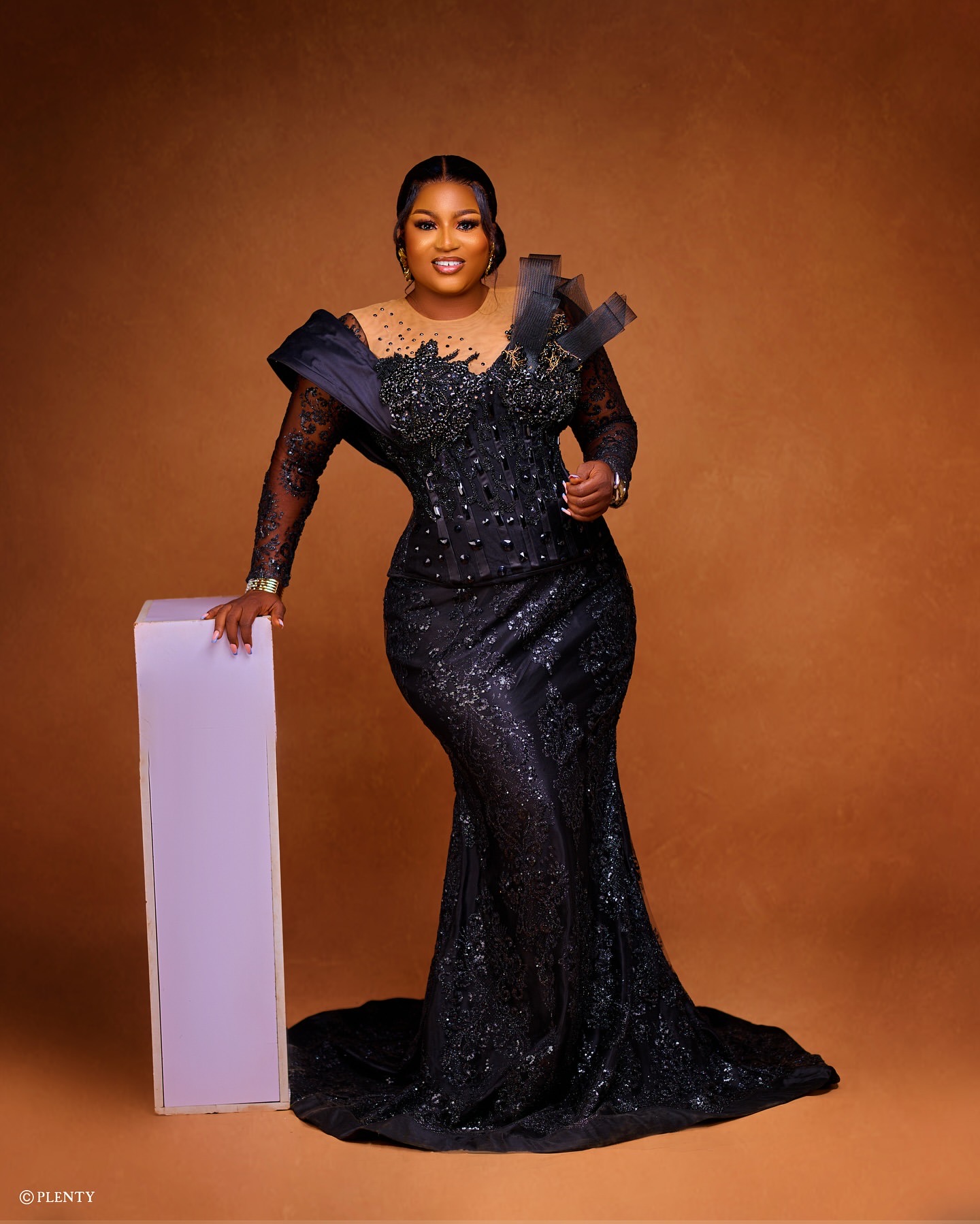 2024 Plus Size Black Mermaid Prom Dress Lacefull Promdress Beaded Crystals Evening Formal Party Second Reception Birthday Engagement Gowns Dresses