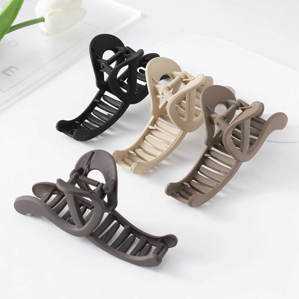 13cm Large Black Hair Clip for Women Fashion French Elegant Hairgrips Korean Hair Claw Hairclips Girls Hairpins Hair AccessoriesL240727