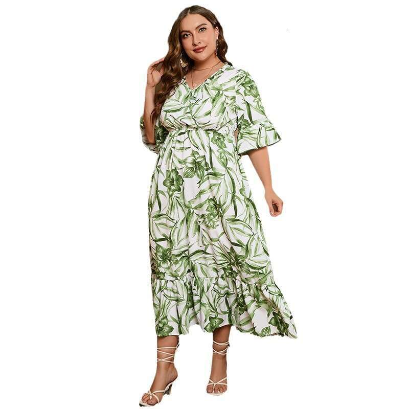 Hot Selling Summer Leisure Vacation in the United States Size Dress with Flared Sleeves and Large Hem 200 Pounds Can Be Worn Oversize Dress