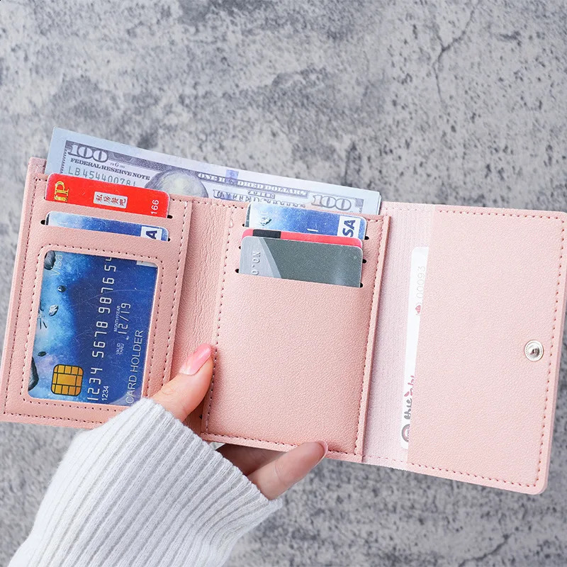 Women Short Cute Small Wallets Student Triple Fold Card Holder Girl ID Bag Coin Purse Ladies Cartoon Bags 240727