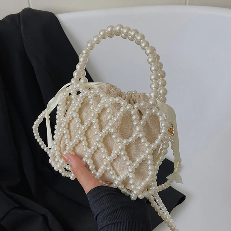 French Retro Handbag Fairy Popular Woven Beaded Bucket Bag Crossbody Bag Summer Niche Design Hollowed Out Pearl Bag Women Bag R250311