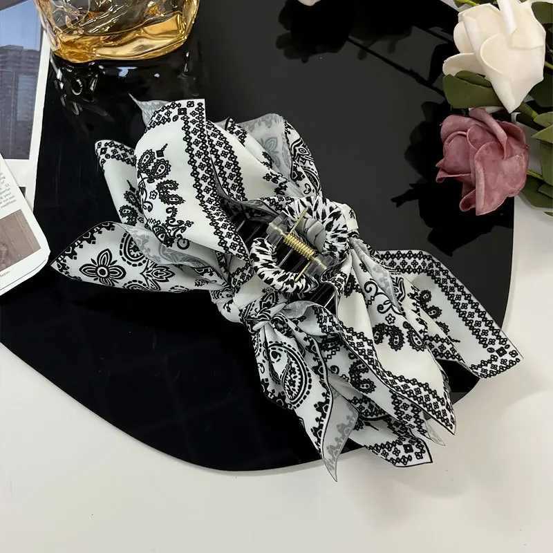 Vintage Style Bow Hair Claw Cashew Paisley Shark Clip Large Size Hair Clips Boho Vacation Headwear Women Hair AccessoriesL240727