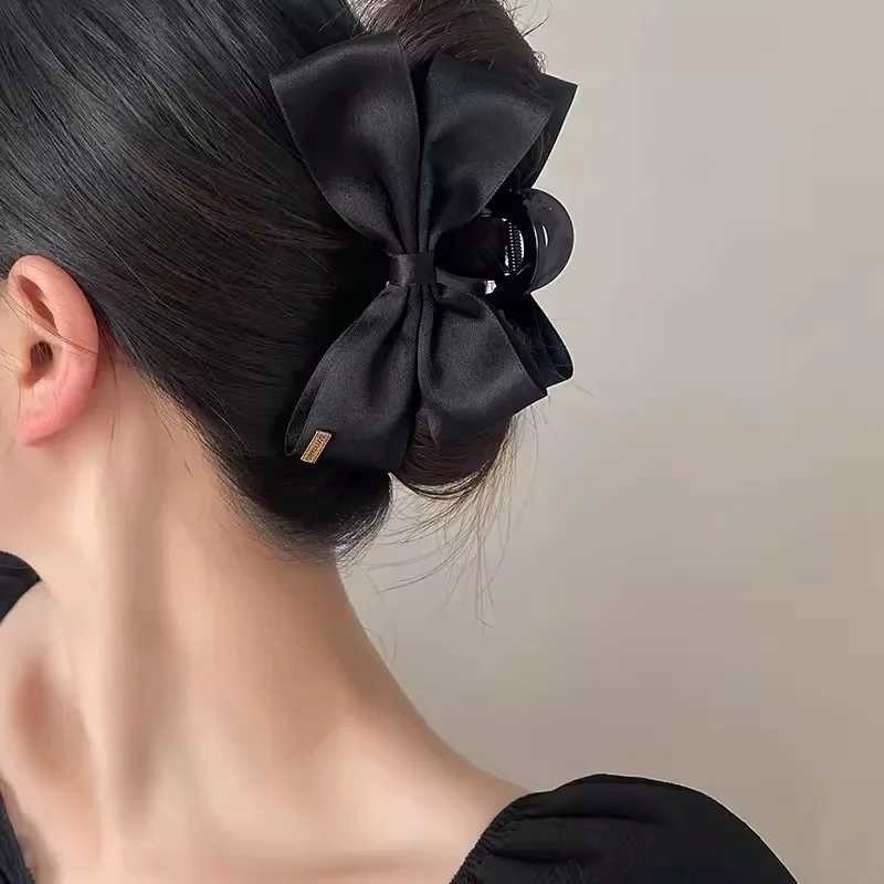 New Large Black Fabric Bow Grab Hair Clips Womens New Korean Style Hairpin Fashion Shark Cawl Clips Girls Hair AccessoriesL240727