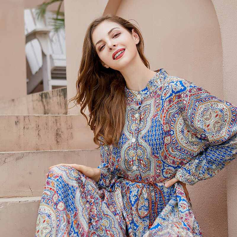 New French Floral V-neck Oversized Dress Childrens Spring and Autumn Temperament Gentle Style Bubble Sleeve Long Skirt Pregnant Womens Dress Silk Dres