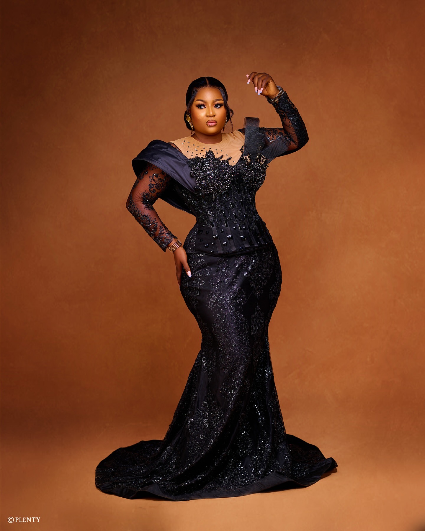 2024 Plus Size Black Mermaid Prom Dress Lacefull Promdress Beaded Crystals Evening Formal Party Second Reception Birthday Engagement Gowns Dresses