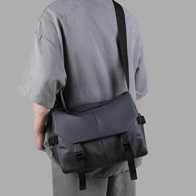 Men Motorcycle Cycling Messenger Bags Waterproof Big Crossbody Shoulder Bag Personalized Hip Hop Street Travel Cross Male 240727