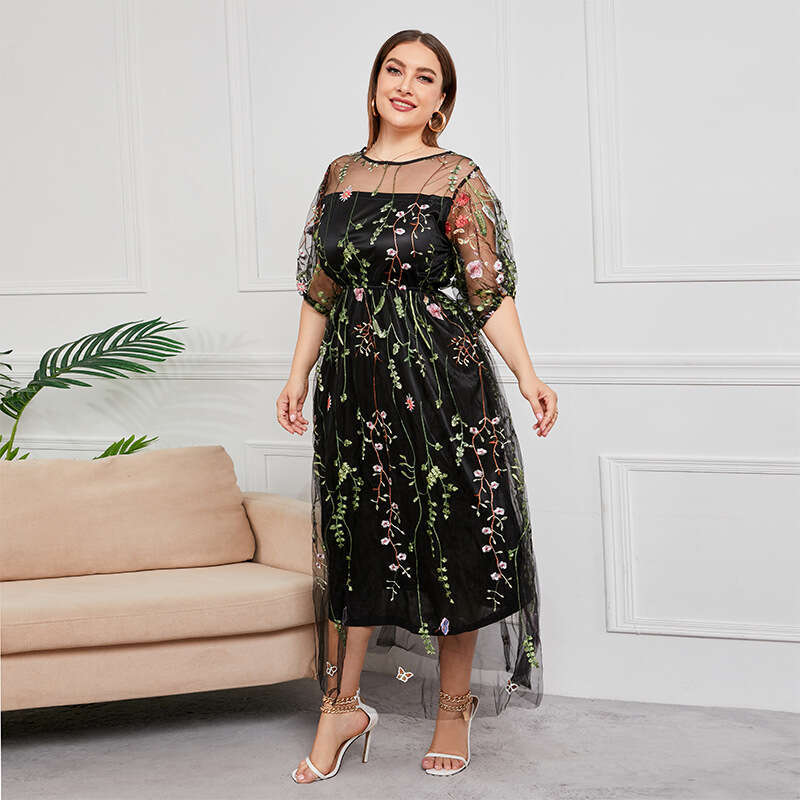 French Hepburn Style Oversized Womens Mesh Embroidered Banquet Party Dress 200 Pounds to Wear Sexy Novelty Waist Temperament Loose Oversize Dress Silk