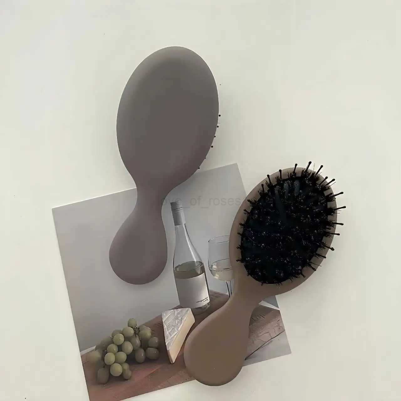 Mini Boar Bristle Hair Brush Small Hair Brush for Travel Mirror Comb Paddle Brush Head Massager Detangling Hair Styling Tool M240727