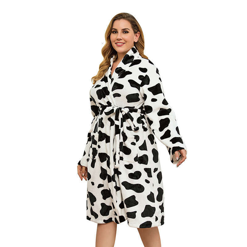 Warm pajamas women in autumn and winter thickened flannel oversized casual womens home clothing weighing 200 pounds suitable for chubby sisters to wea