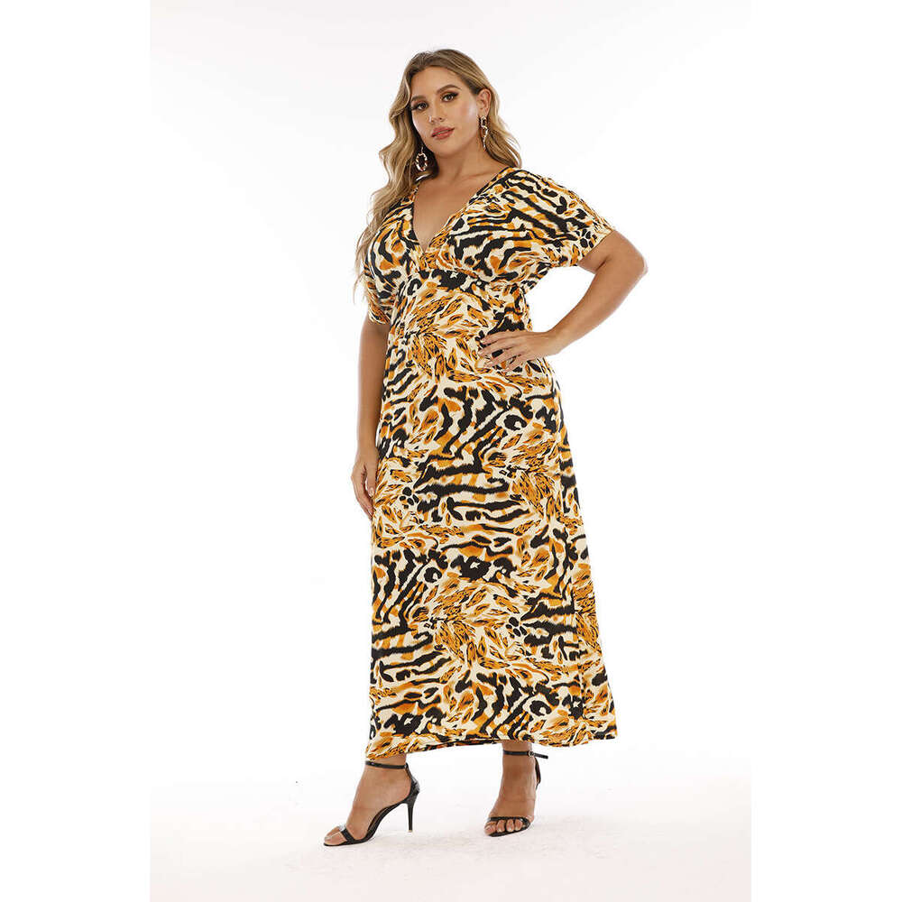 Large Size Leopard Print Fashion Dress Chubby Girl V-neck Slimming Long Skirt 200 Pounds Can Be Worn Temperament Self-cultivation High Waist Dress