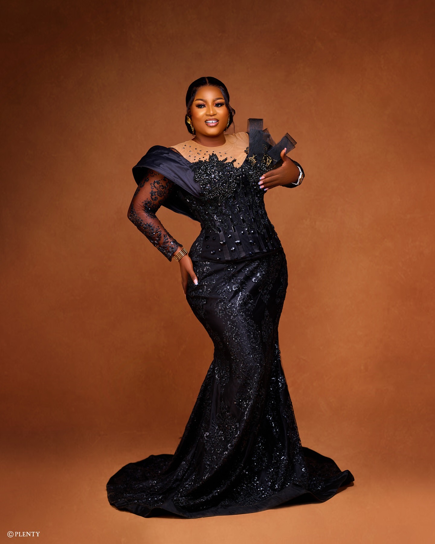 2024 Plus Size Black Mermaid Prom Dress Lacefull Promdress Beaded Crystals Evening Formal Party Second Reception Birthday Engagement Gowns Dresses
