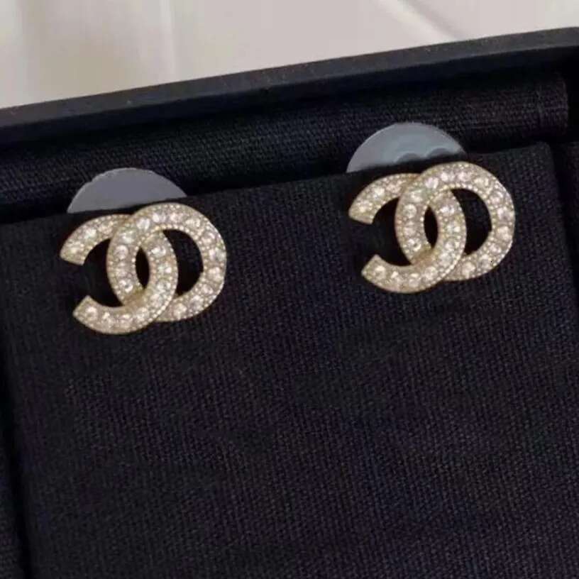 Top Quality Stud Fashion Stud Earrings Woman Designer Earring Multi Colors C Letter Jewelry Women Diamond Wedding Gifts Jew