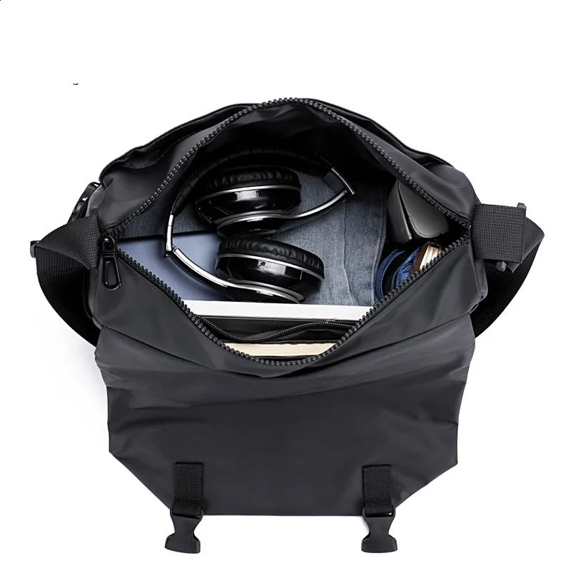 Men Motorcycle Cycling Messenger Bags Waterproof Big Crossbody Shoulder Bag Personalized Hip Hop Street Travel Cross Male 240727