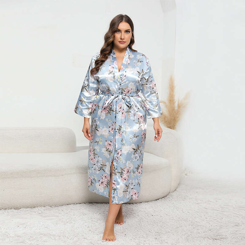 Hot selling imitation silk pamas in Russia and the United States large-sized long sleeved home clothing for women with leopard print weighing 250 poun
