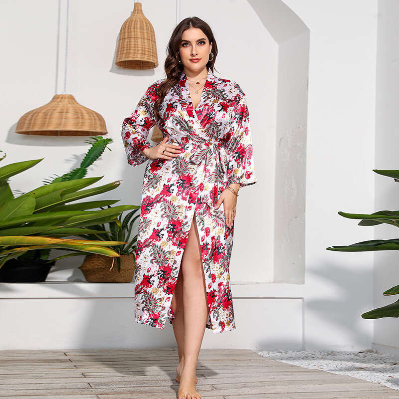 Hot selling imitation silk pamas in Russia and the United States large-sized long sleeved home clothing for women with leopard print weighing 250 poun