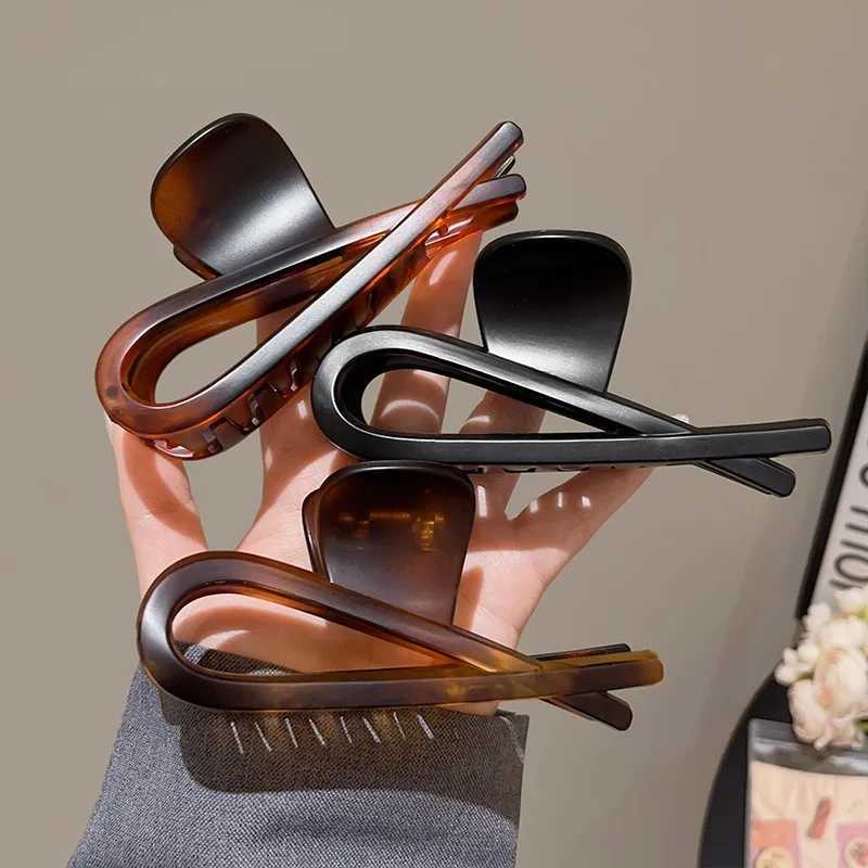 Simple Large Crab Hair Claw Clips Women Girls Matte Tortoiseshell Bow Ponytail Hair Clamps Barrettes Hairpins Hair AccessoriesL240727