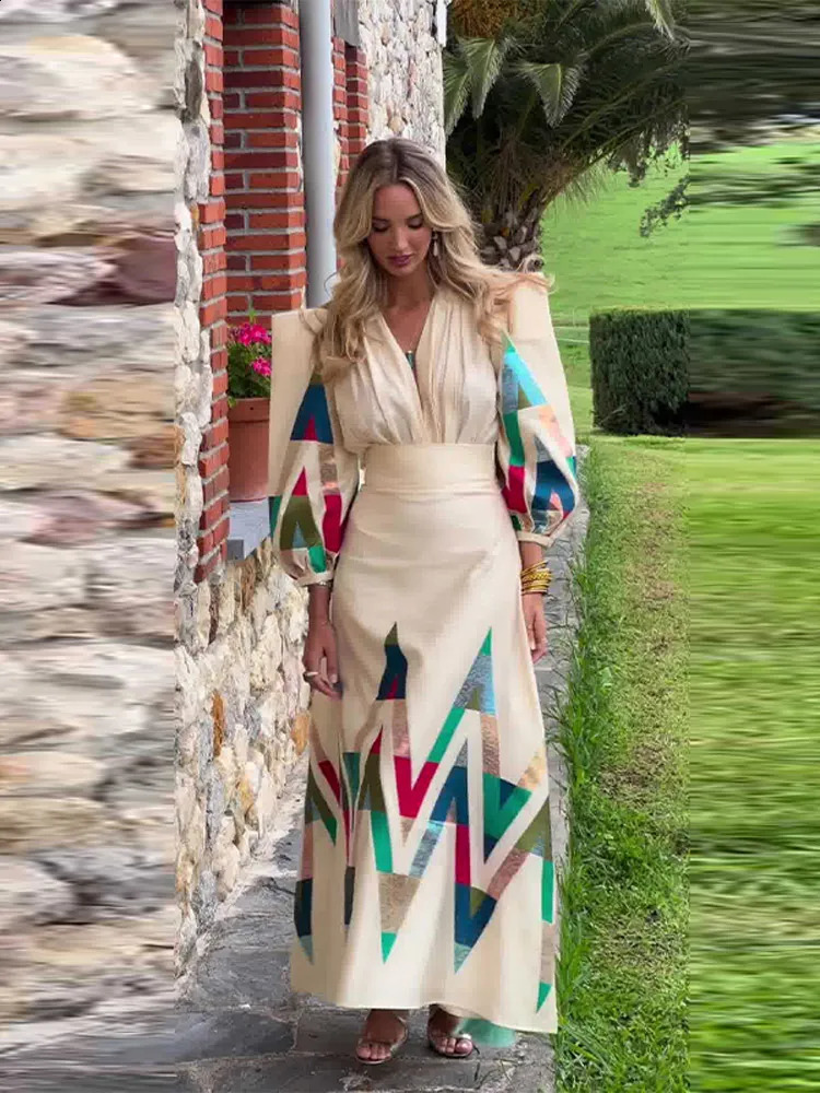 Elegant Print Women 2 Piece Set Lantern Sleeve Pleated Crop Top High Waist Aline Skirt Suit Spring England Style Lady Sets 240727