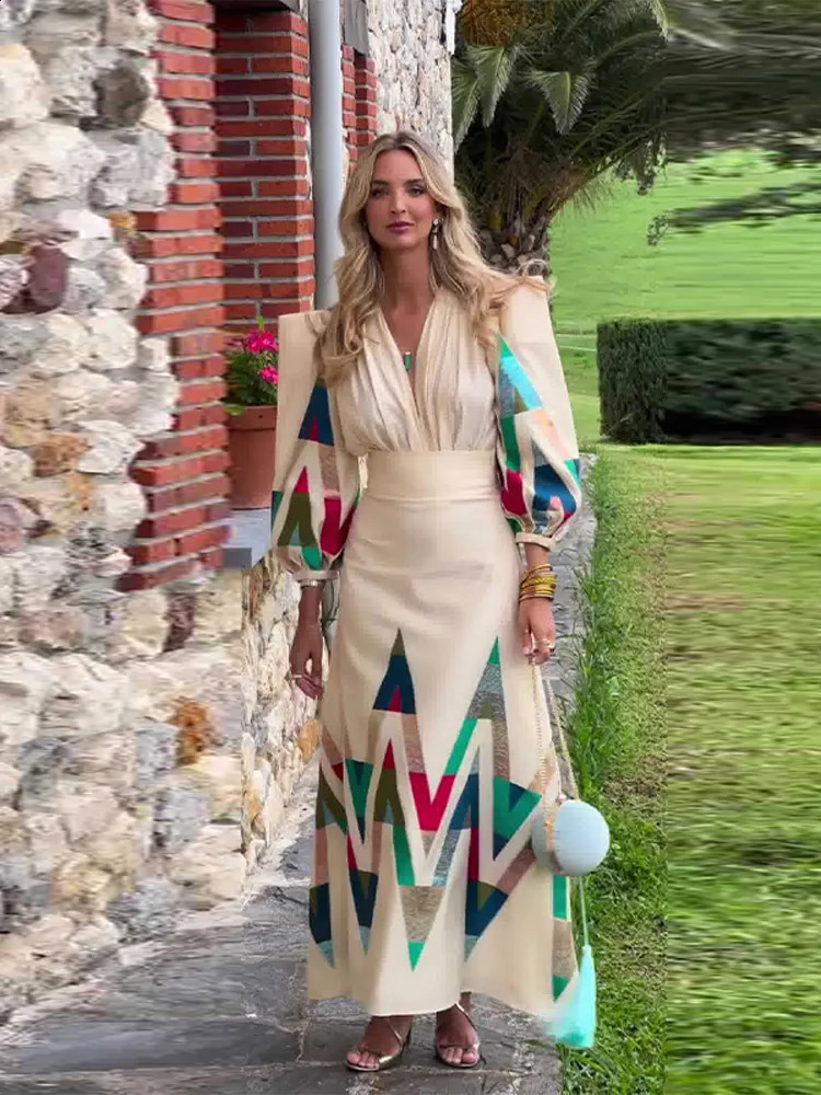 Elegant Print Women 2 Piece Set Lantern Sleeve Pleated Crop Top High Waist Aline Skirt Suit Spring England Style Lady Sets 240727