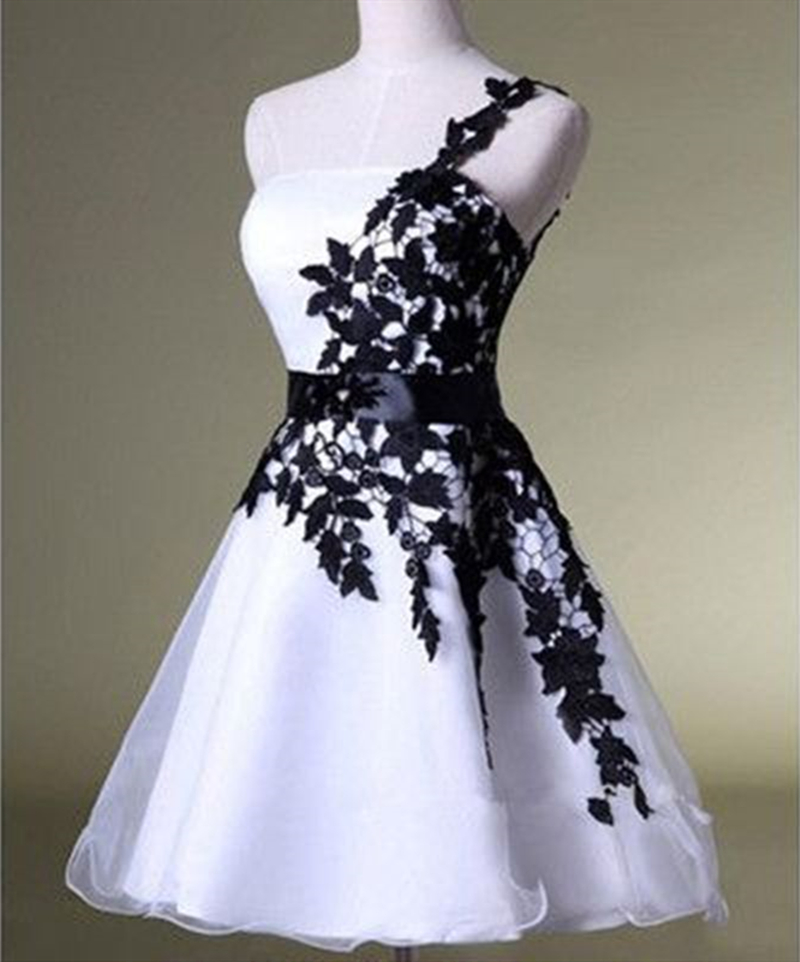 Stock White Black Appliques Organza Short Homecoming Dresses with Beaded Crystal Lace Up Prom Graduation Cocktail Party Gown HCD01