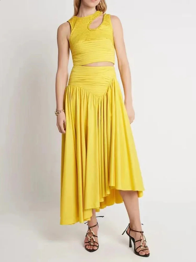 Sleeveless Pleated Crop Top and Irregular Hem Pleated Skirt Two-Piece Set for Women