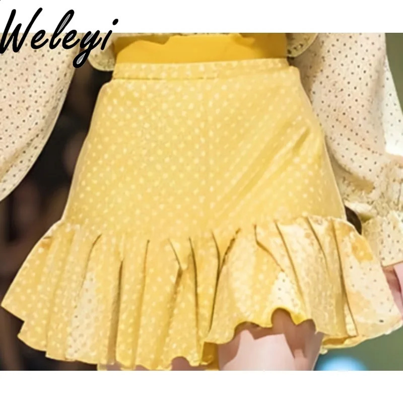 Sweet Korean Drama Female Lead Skirt Suit Ropa Mujer Spring Fashionable Yellow Polka Dot Shirt Pleated Skirts Two Piece Set 240727