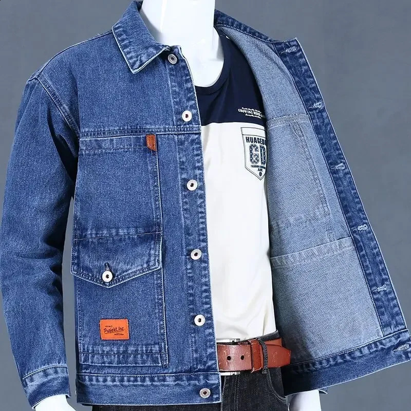 Mens denim jacket with padding wool mens jeans Coats elastic black warm wide shoulders a and fashionable piece 240824