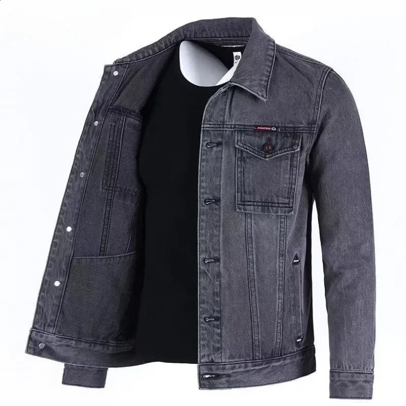 Mens denim jacket with padding wool mens jeans Coats elastic black warm wide shoulders a and fashionable piece 240824