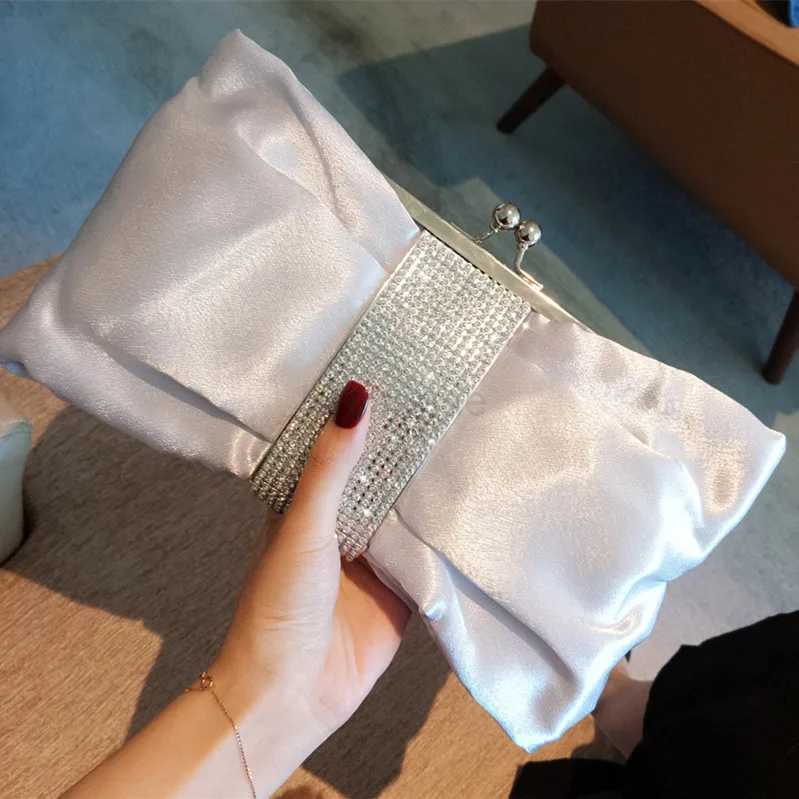 Luxy Moon Black Clutch Bag Women Bow Handbag Luxury Crystal Diamond Clutch Purse Party Wedding Bag Elegant Shoulder BagXJ240729