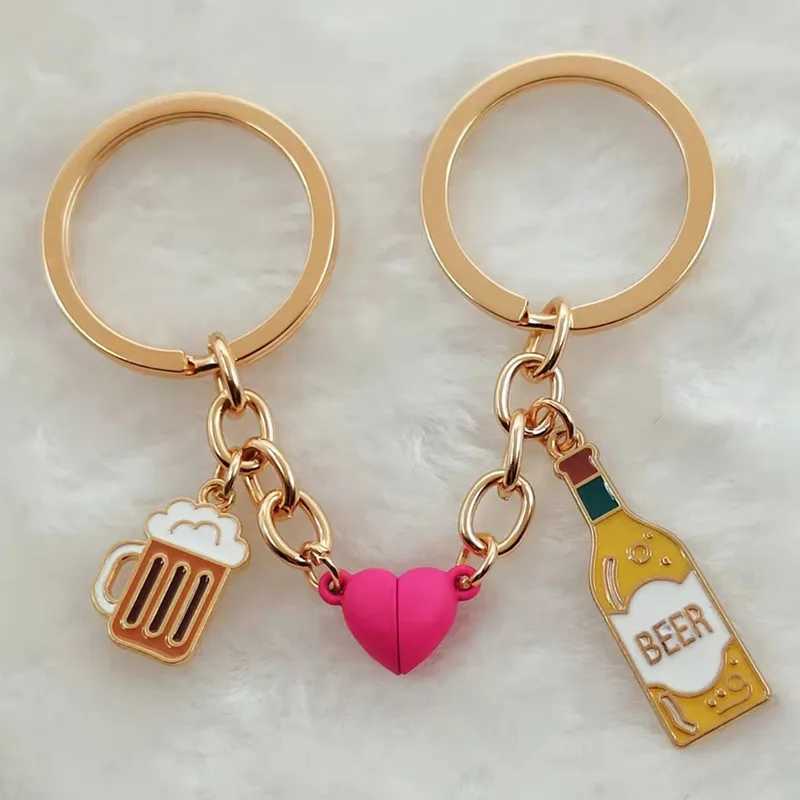 Enamel Keychain Beer Mug Magnetic Button Keychain Ladies Men Bar Bag Accessories Car Keychain Couple Gift JewelryL240729
