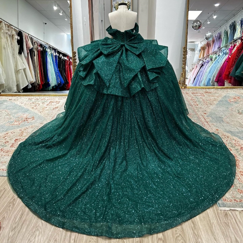 Emerald Green Off Shoulder Sparkly Quinceanera Dresses Ball Gown Crystal Tulle Formal Princess Birthday Party Vestidos De 15 Anos