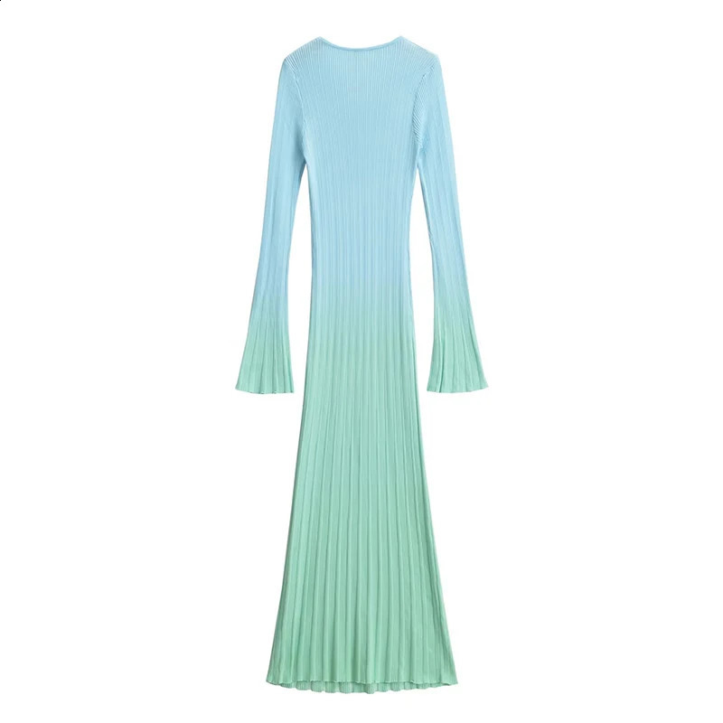 YENKYE Fashion Gradient Knit Dress For Autumn Winter Women O Neck Flare Sleeve Elegant Long Maxi Dresses 240729