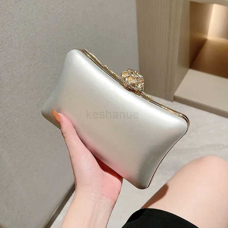 Hollow Rhinestone Evening Bag Elegant Box Clutch Purse Womens Handbags For Party Prom WeddingXJ240729