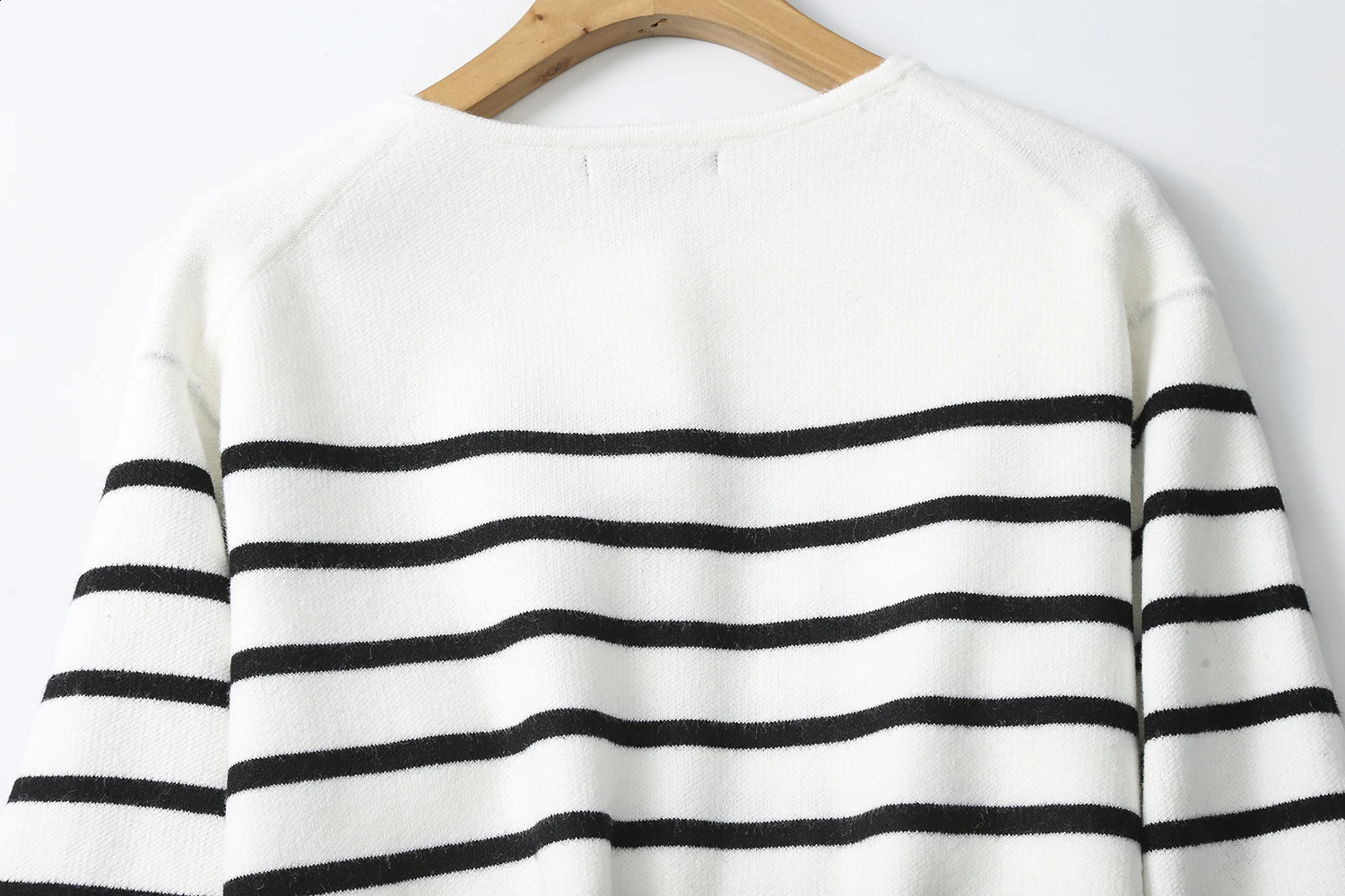 Ethereal MD style of Womens casual small fragrance highgrade striped knit cardigan 240722