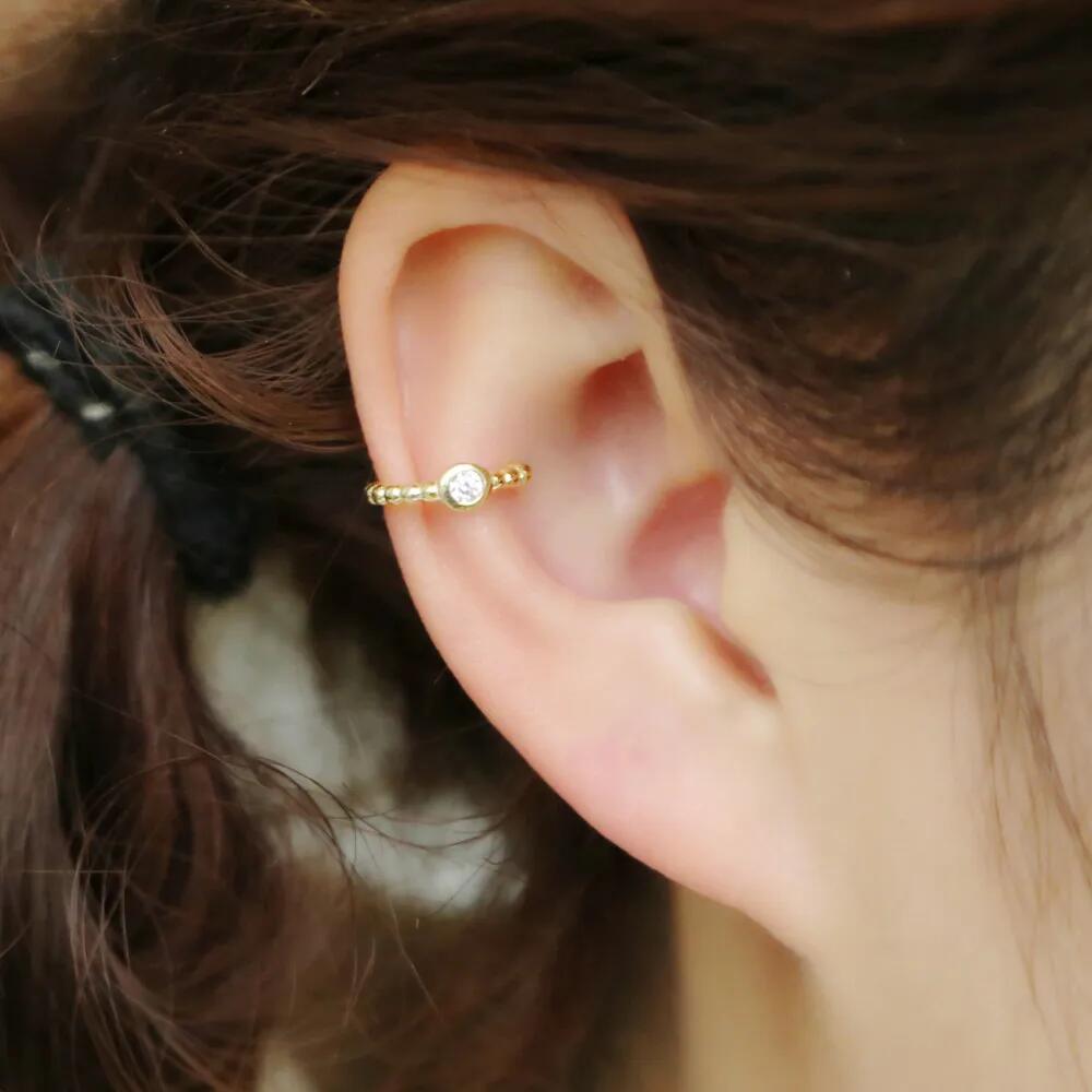 2024 New Sale delicate single stone round CZ blue green red white clip Cuff Ear Earring fashion women rainbow cz minimal earring