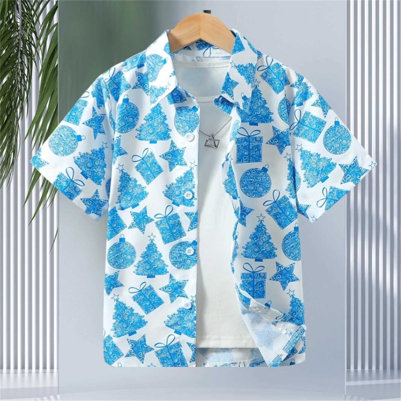 Boys Creative Christmas Tree Pattern Shirt Casual Short Sleeve Button Loose Comfortable Summer Holiday Shirt Boys Fashion T-shirtW240729