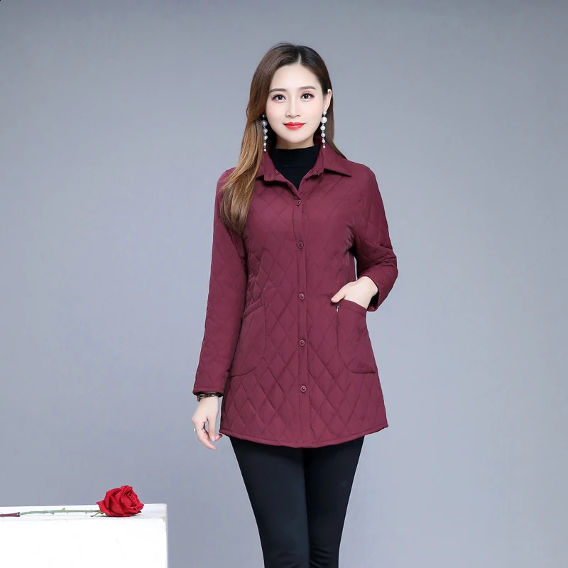 Autumn winter Warm thin quilted jacket Long-sleeved Jacket Parkas middle age women cotton-padded tops mother Cotton coat 240729