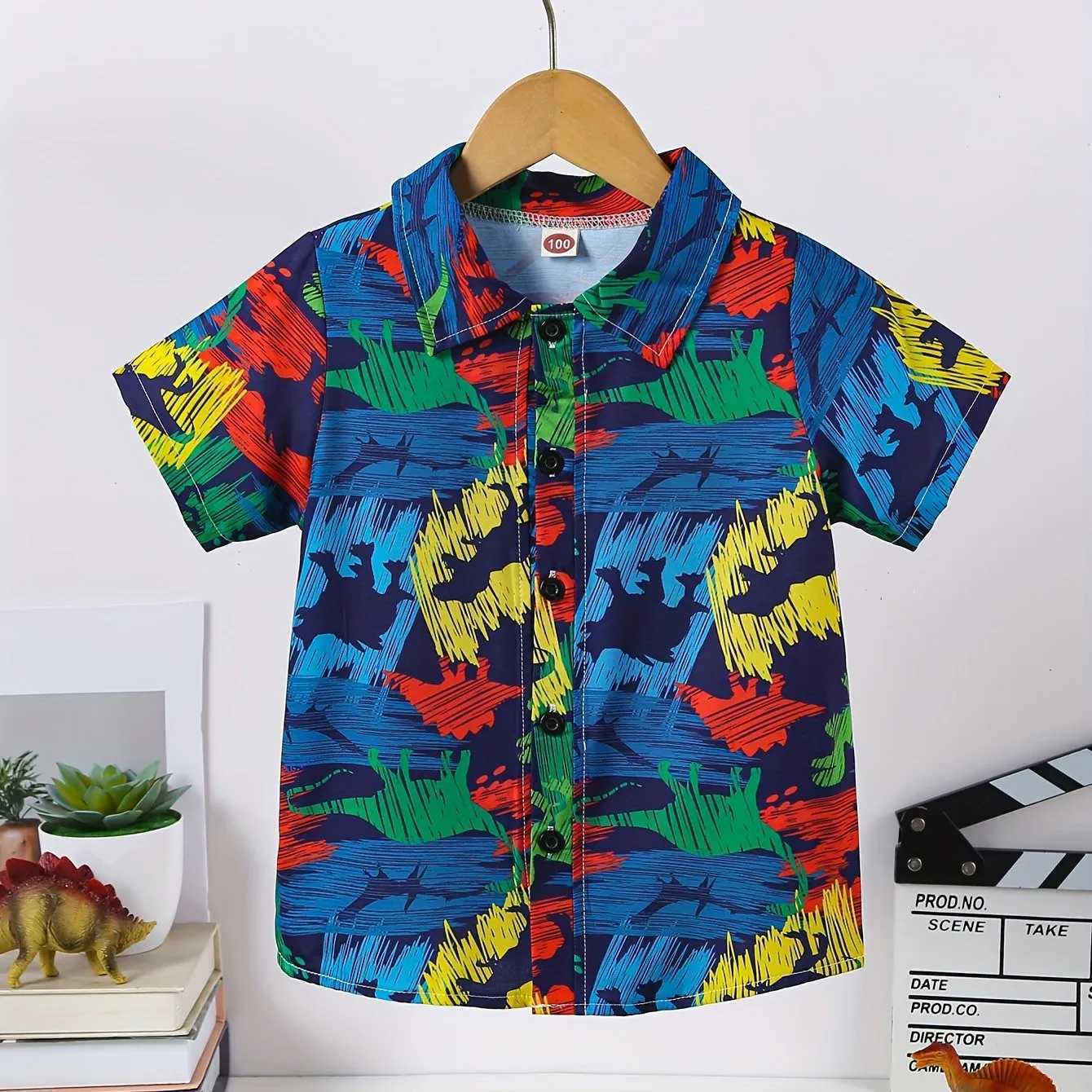 Boys and girls colorful dinosaur and leaf print button down jacket casual and creative childrens short sleeved comfortable summer vacation topW240729