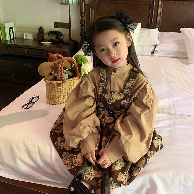 2024 Spring/Autumn Clothing Childrens Girls Solid Puff Sleeve Shirt Childrens Cotton Loose Fashion Top Baby Casual Full Match ShirtW240729