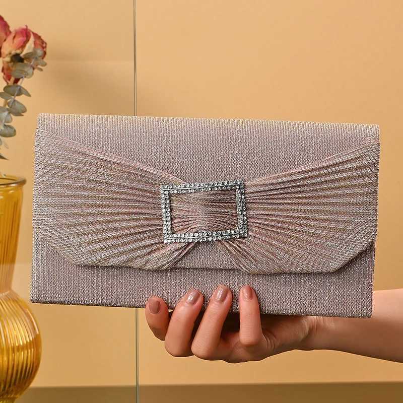 Luxury Women Hand Dinner Bag Temperament Storage Handbags Bridal Evening Bags New Design Wedding Dress Purse Envelop Clutch BagXJ240729