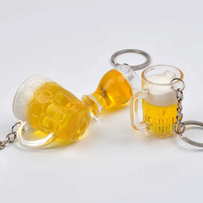Funny Simulation Beer Mug Keychain Miniature Beer Pendant Keyring for Man Women Couple Bag Trinkets Bar Souvenir GiftL240729