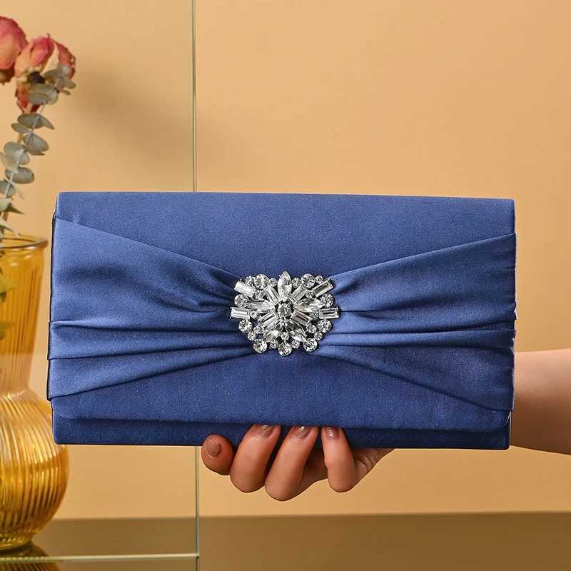 Classical Satin Elegant wedding Evening Bag Luxury Bridal Clutch bag Elegant Ladies Rhinestone Buckle Envelop Bag For WomenXJ240729