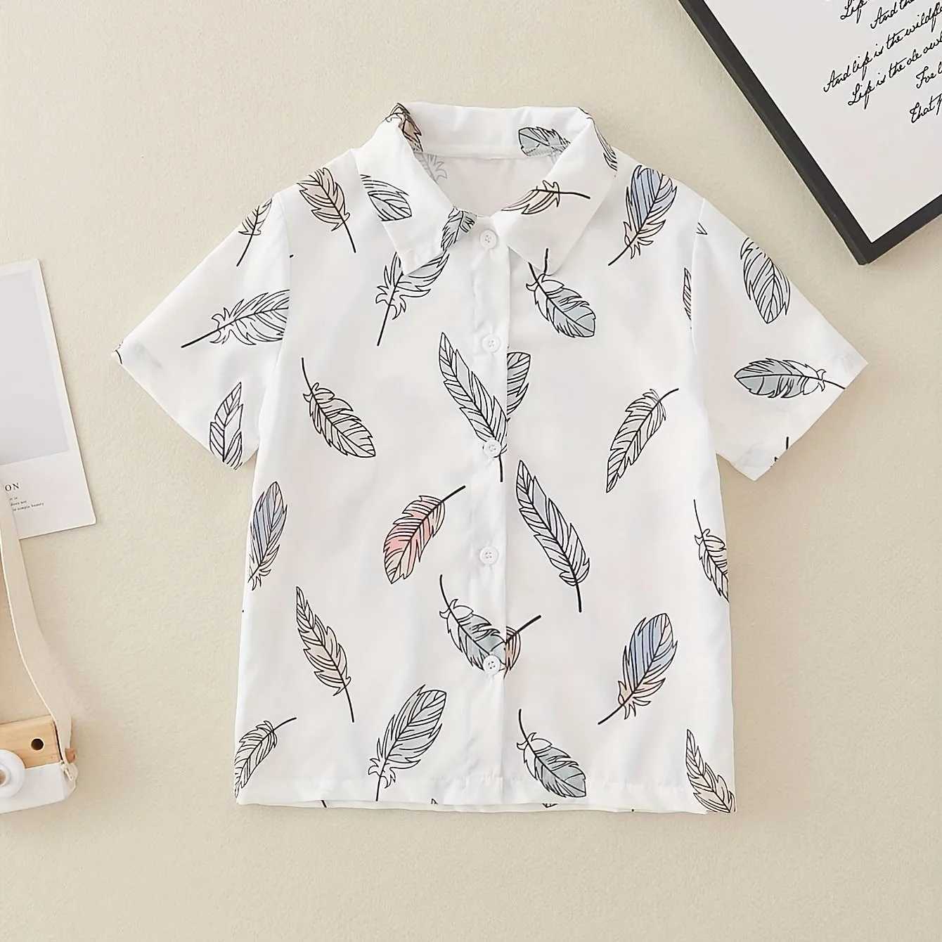 Childrens flower and leaf print pattern boys fashionable and creative short sleeved shirt collar shirt casual childrens topW240729