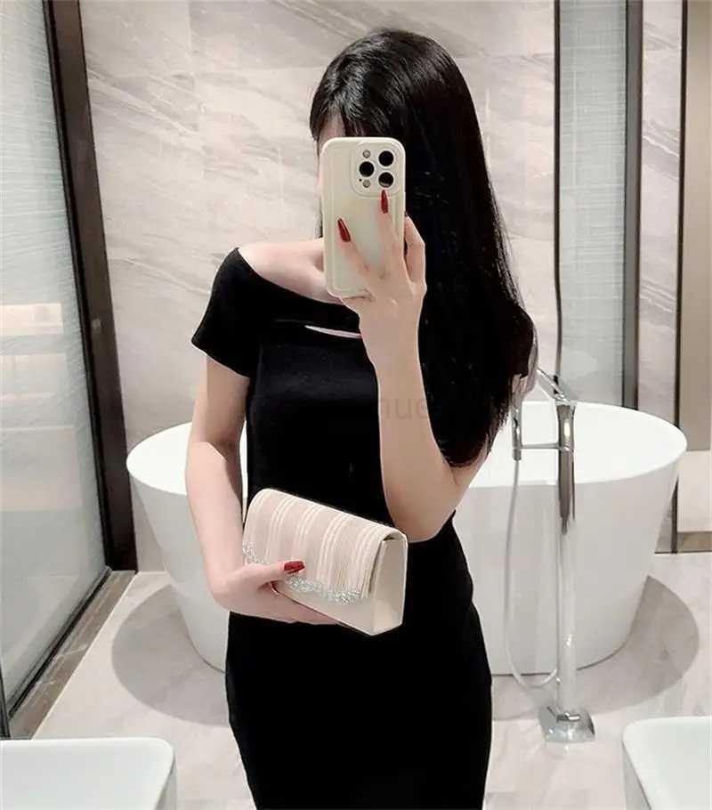 Fashion Womens Diamond Evening Bag Glitter Chain Clutch Bag Wedding Party Banquet Shoulder Bags Ladies Elegant Envelope BagXJ240729