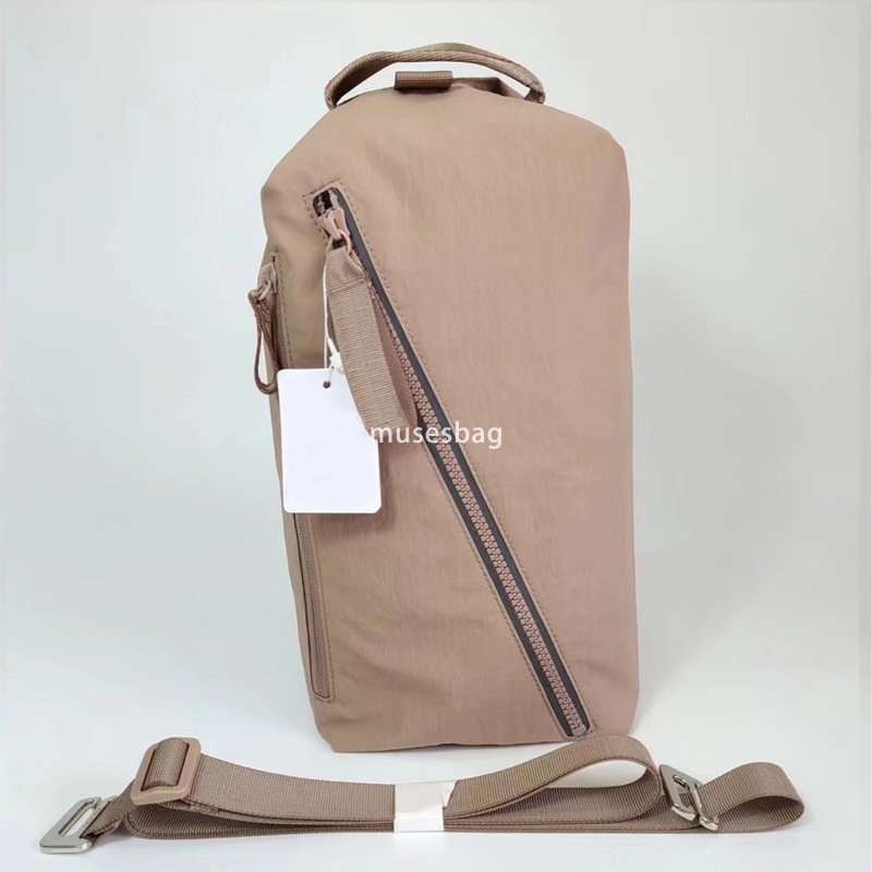 New summer portable fitness package outside riding bag multi-functional backpack crossbody bag large capacity travel bag