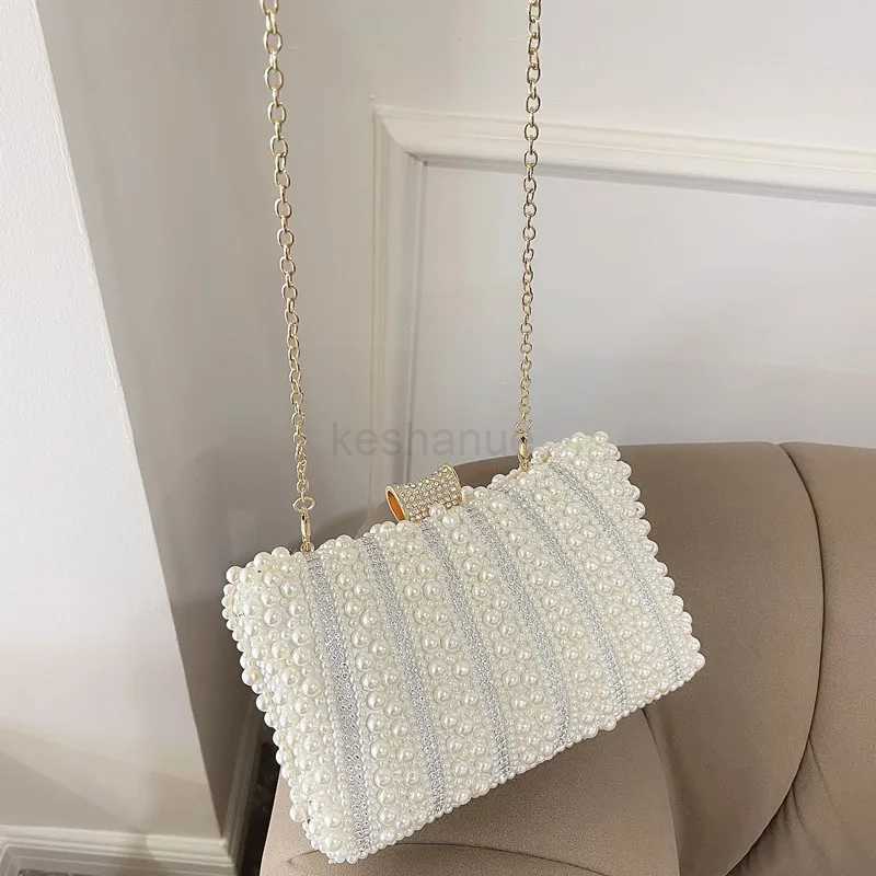 Vintage Pearl Women Handbag 2023 Diamond Evening Bag Luxury Wedding Bridal Ladies Clutch Chain White Shoulder Dress Dinner BagXJ240729