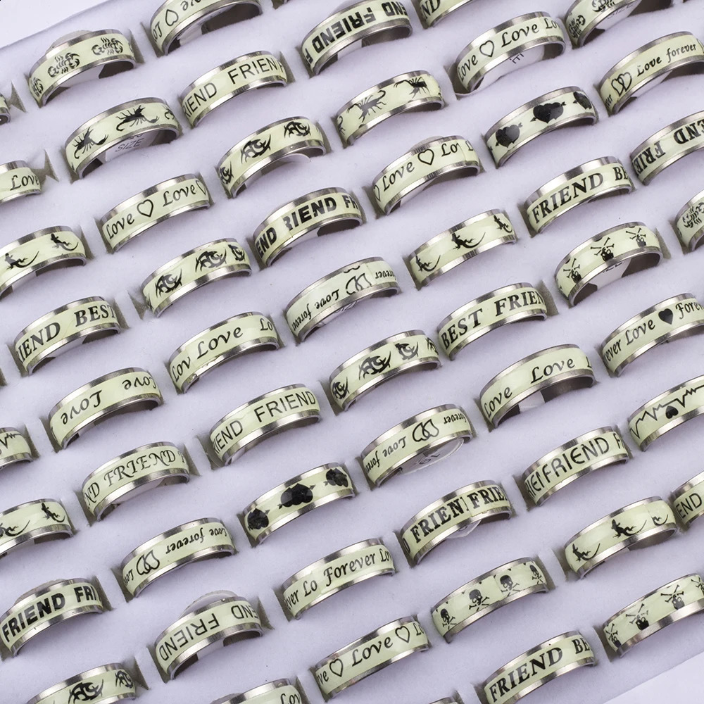 100 pieceswholesale Light Stainless Steel Rings Shine in the Dark Mens Party Jewelry Wholesale 240723
