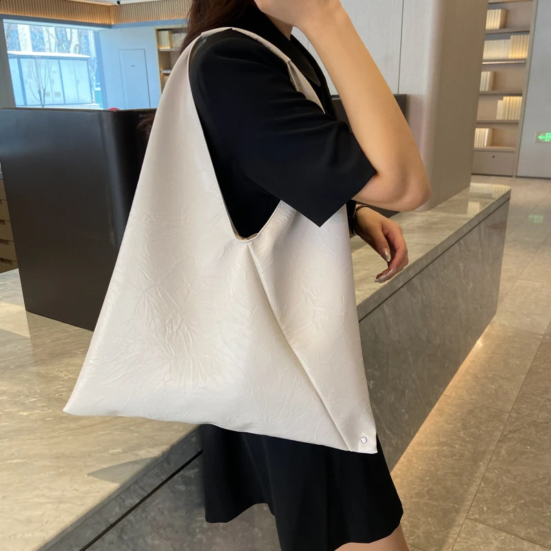 MOODS Oversized Shoulder Bags For Women Soft Leather Large Capacity Shopping Lightweight Underarm Shoppers Female Handbags 240729