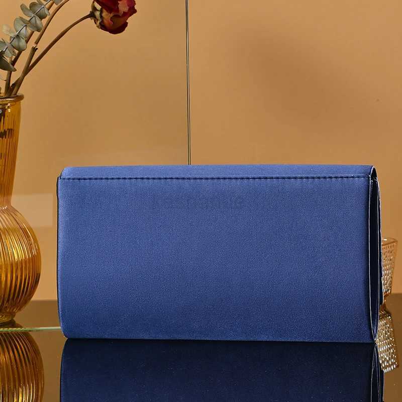 Classical Satin Elegant wedding Evening Bag Luxury Bridal Clutch bag Elegant Ladies Rhinestone Buckle Envelop Bag For WomenXJ240729